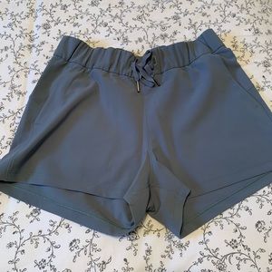 On the Fly Short - 2.5 inseam Size 6